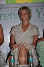 Lara Dutta unveils her Prenatal Yoga DVD in Mumbai on 15th May 2012 (7).JPG